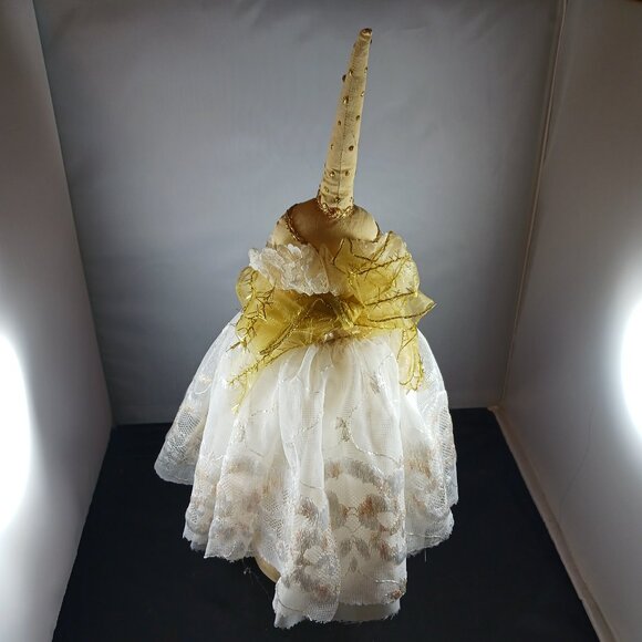 Vintage Primitive Style Artisan Doll Christmas Ornament - Picture 4 of 8